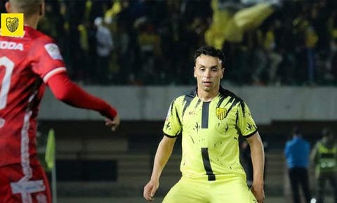 المغرب الفاسي يتعادل بميدانه أمام حسنية أكادير في البطولة الاحترافية
