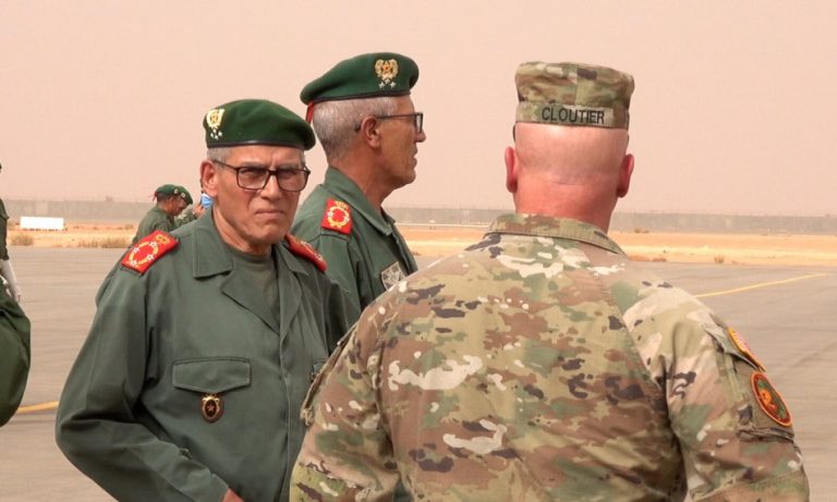 "لوديي" و"المفتش العام للقوات المسلحة الملكية" يستقبلان كبير مستشاري الدفاع البريطاني
