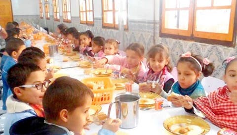 فريق برلماني يطالب بمهمة استطلاعية للمطاعم المدرسية