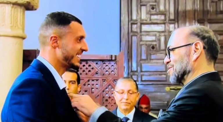 الناظور.. اللاعب الدولي أملاح يقرر بناء دار للأيتام باسم والدته المتوفية