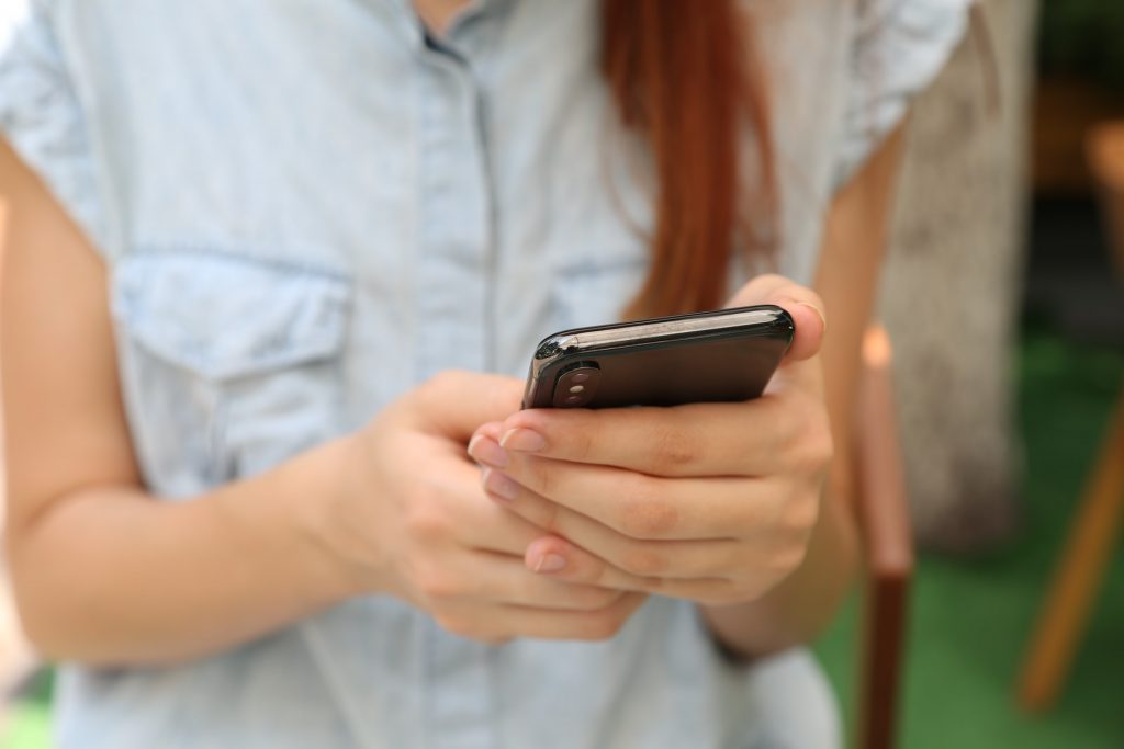 هل انتصرت التفاهة على الصحافة في زمن العولمة؟