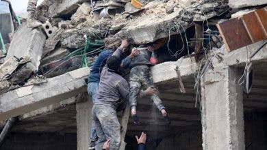 Photo of زلزال تركيا.. إنقاذ أطفال و رضع بقوا 30 ساعة تحت أنقاض مبنى من ست طوابق