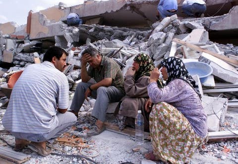 يهدد 14 دولة.. تحذير تركي من تسونامي محتمل بعد الزلزال المدمر