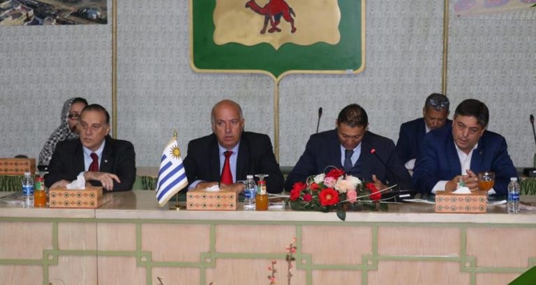 وفد برلماني أوروغوياني يزور الصحراء المغربية