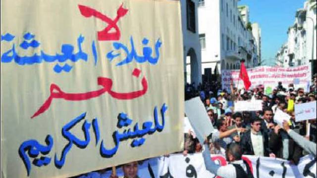 محلل سياسي : نحن بحاجة اليوم لدولة مراقبة لا تترك المواطن فريسة لقانون السوق 1 محلل سياسي : نحن بحاجة اليوم لدولة مراقبة لا تترك المواطن فريسة لقانون السوق
