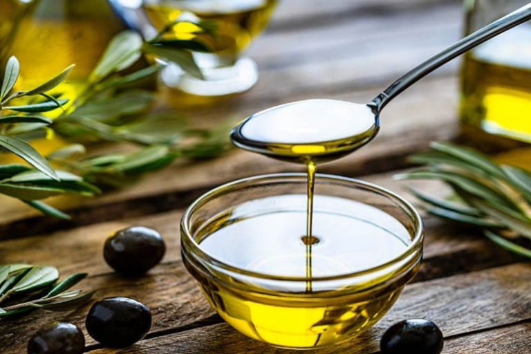 إسبانيا.. الجفاف يلحق الضرر بإنتاج زيت الزيتون 