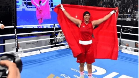 الملاكمة المغربية خديجة المرضي تتوج بطلة للعالم