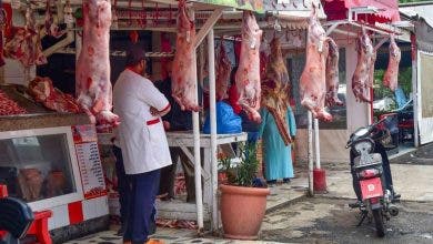 Photo of في الأيام الأولى لرمضان.. أسعار اللحوم الحمراء تنخفض نسبيا بالبيضاء
