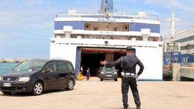 Photo of تعاون أمني مغربي كندي يحبط محاولة تهريب سيارات مسروقة بميناء طنجة المتوسط