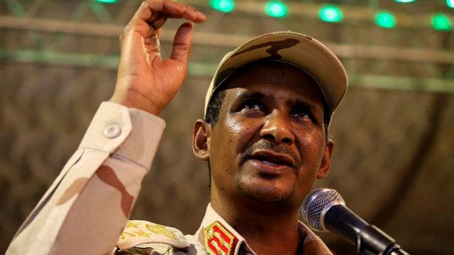 الخارجية السودانية: البرهان يصدر قرارا بحل "الدعم السريع" وإعلانها قوة متمردة 1 الخارجية السودانية: البرهان يصدر قرارا بحل "الدعم السريع" وإعلانها قوة متمردة