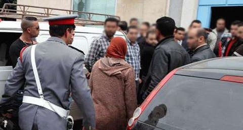 بولمان : اعتقال سيدة يشتبه تورطها  في تصوير نساء عاريات بحمام شعبي