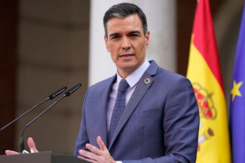 رئيس الوزراء الإسباني يلغي مشاركته في قمة العشرين لإصابته بكوفيد