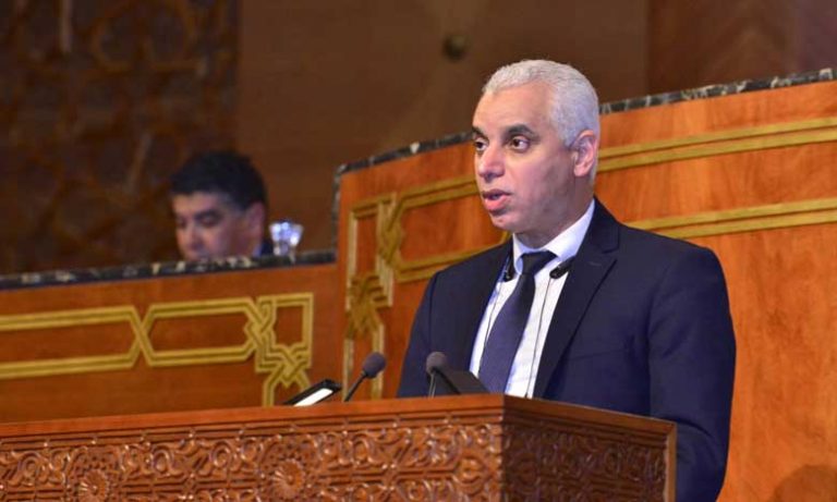 تدبير المرحلة الانتقالية لتعميم التغطية الصحية تجر آيت الطالب للمساءلة