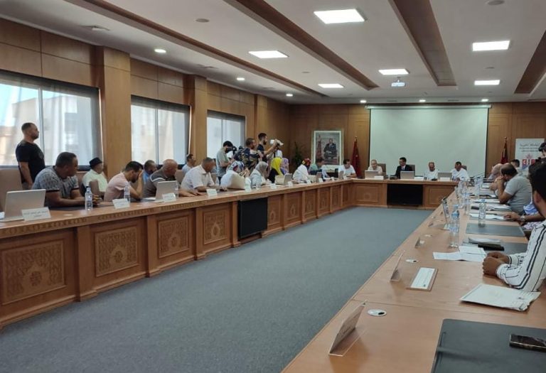 مجلس جماعة اجزناية يهاجم مجددا الوكالة الحضرية لطنجة !