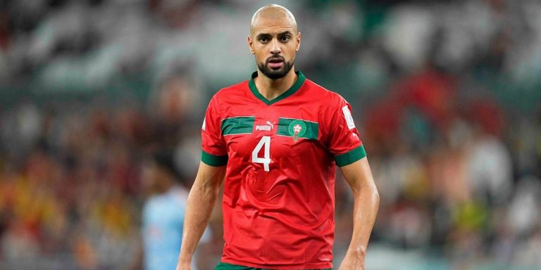 شرط واحد يفصل مانشستر يونايتد عن ضم المغربي أمرابط