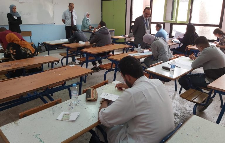 عناصر الأمن تكثف تواجدها بمحيط ثانويات البيضاء لتأمين امتحانات الباكالوريا
