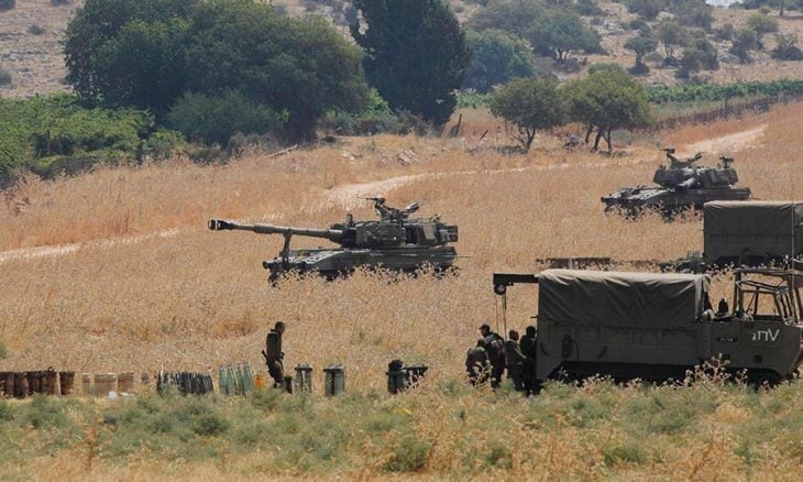 إسرائيل تطلب من فرنسا التدخل لمنع نشوب مواجهة مع “حزب الله