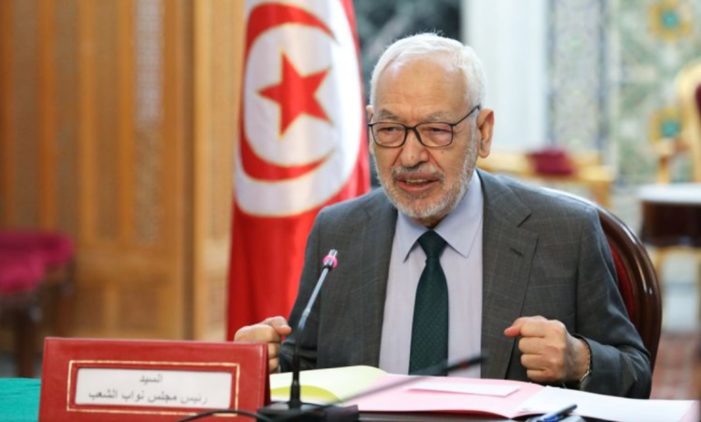 تونس.. تدهور الحالة الصحية لراشد الغنوشي ونقله للمستشفى