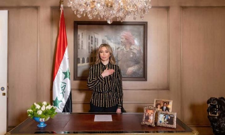 رغد صدام حسين تعرض شهادة نسبها- (صورة