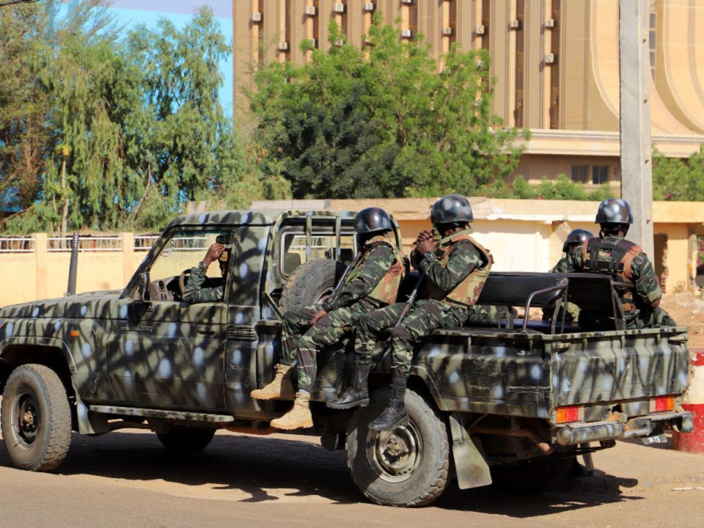 "إيكواس" تقرر نشر "القوة الاحتياطية" لاستعادة النظام الدستوري في النيجر