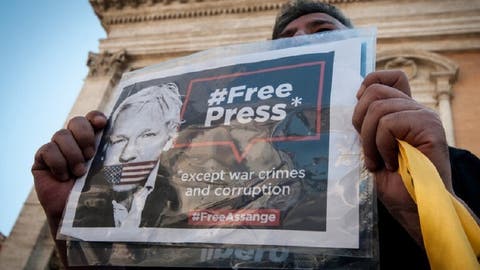 محكمة فرنسية ترفض طلب اللجوء السياسي لمؤسس موقع “ويكيليكس”