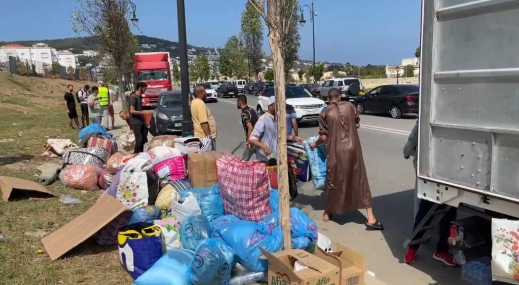 قوافل المساعدات تغادر جهة الشمال نحو المناطق المنكوبة