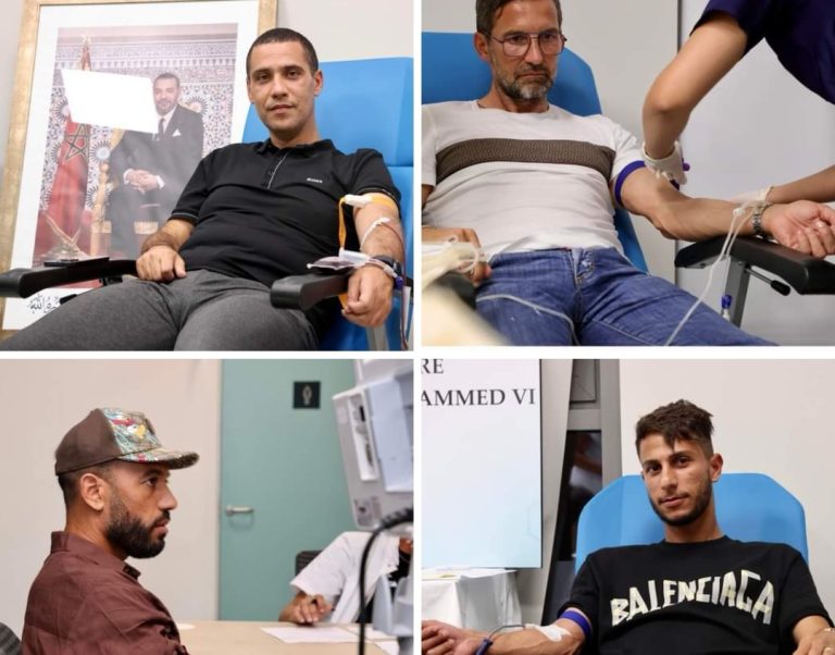 إدارة و لاعبو الرجاء يتبرعون بالدم لفائدة ضحايا الزلزال