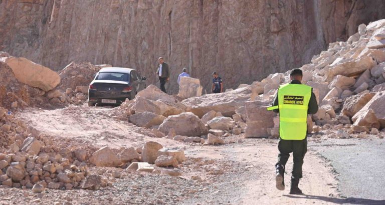 هذه حقيقة مصرع 6 أشخاص إثر سقوط صخور جبلية على الطريق بتارودانت