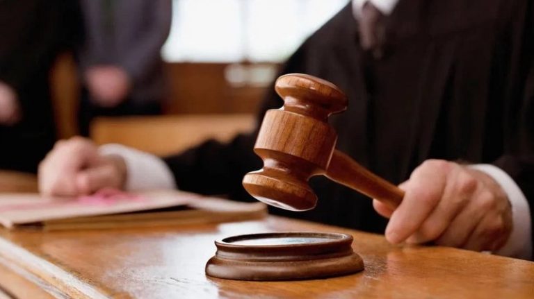 محكمة الحسيمة تُدين شخصا استغل قاصرات بالسجن 8 سنوات