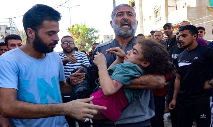 الهلال الأحمر : السلطات الإسرائيلية طلبت إخلاء مستشفى القدس في غزة فورا