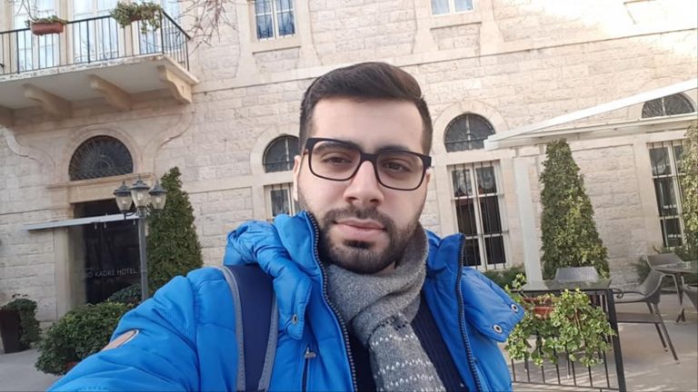 صحفي ثانٍ يستقيل من "BBC" احتجاجا على انحيازها لإسرائيل