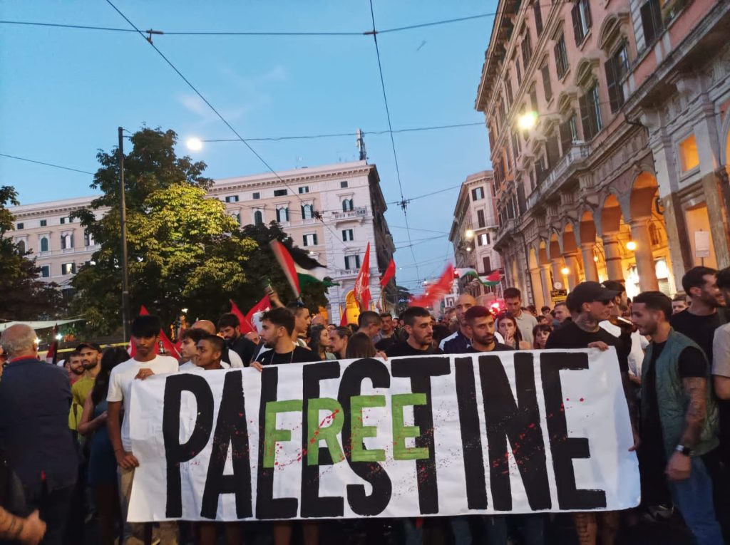 روما تشهد مسيرة لدعم فلسطين