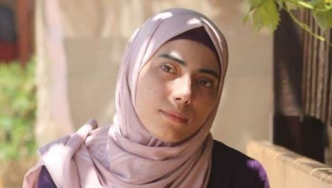 وفاة أديبة فلسطينية شابة في قصف إسرائيلي على غزة