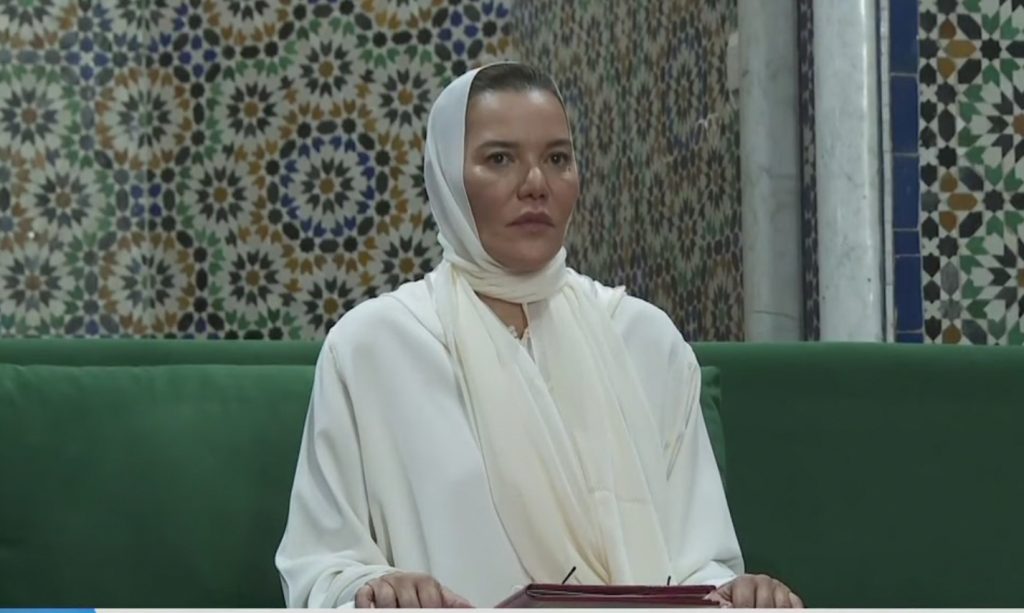 الأميرة لالة حسناء تترأس حفلا دينيا بمسجد السنة في الرباط