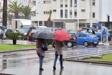 توقعات طقس الأحد.. رياح قوية و أمطار بعدد من مناطق المغرب