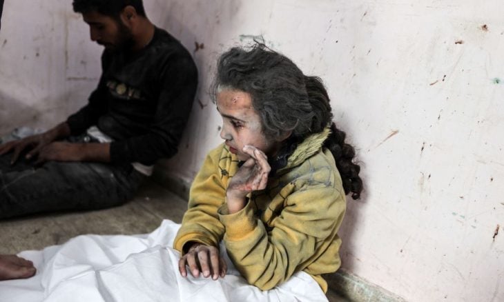 30 شهيدا و100 مصاب إثر مجزرة إسرائيلية جديدة في مدرسة للأونروا بغزة