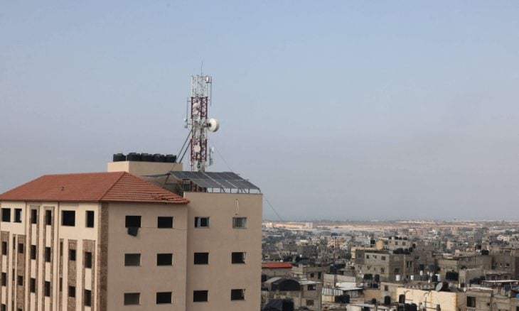 فلسطين تناشد مصر تشغيل شبكات الاتصال القريبة من غزة