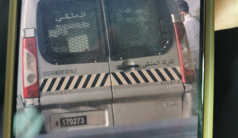 درك المحمدية.. تربص بسيارات المواطنين و تجاهل لنداءات الإغاثة ضد المجرمين