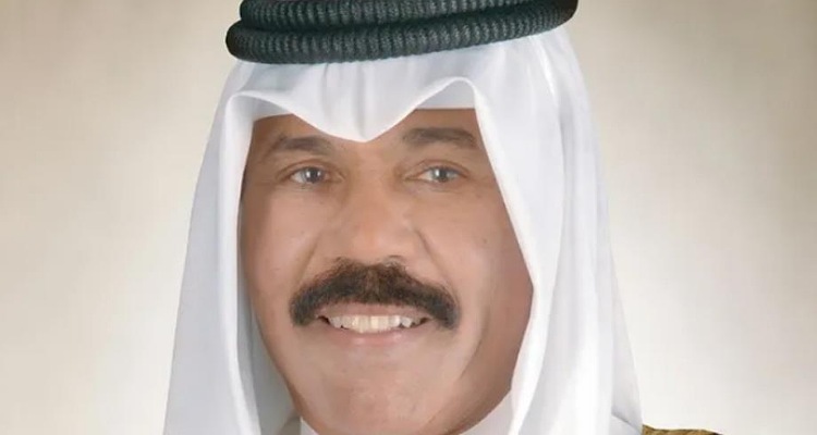 وعكة صحية مفاجئة تدخل أمير الكويت المستشفى
