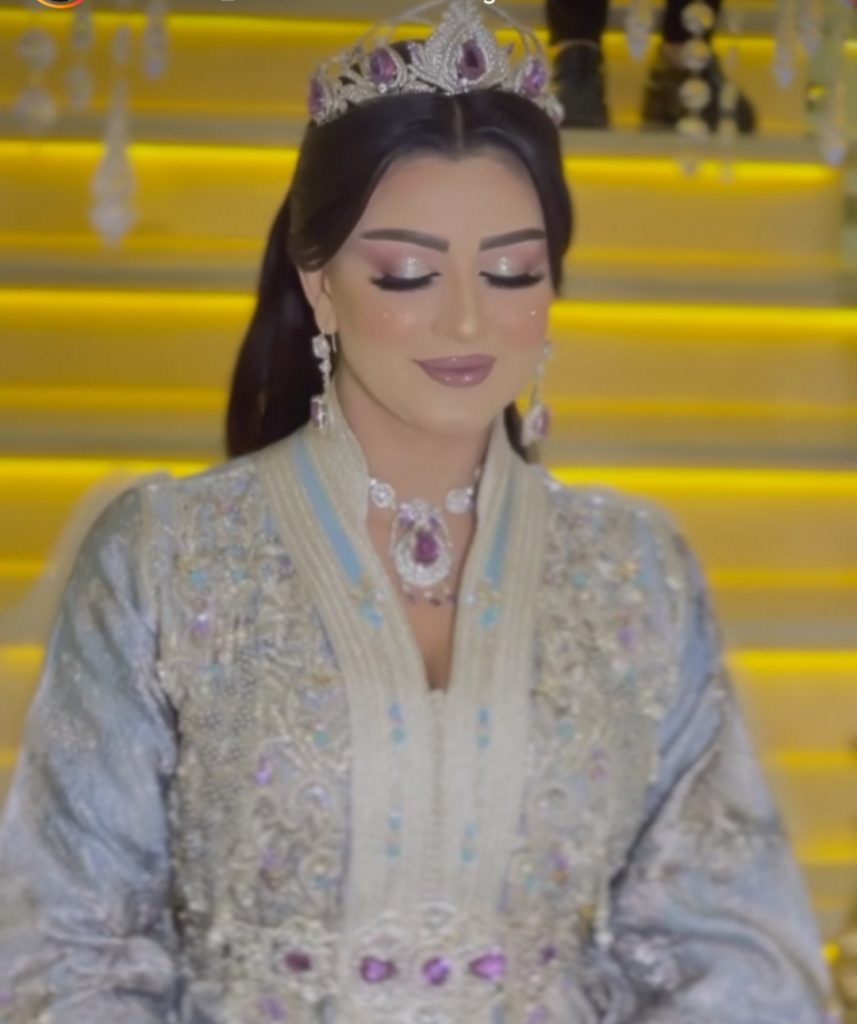هناء المريني تخطف الأنظار في حفل زفافها