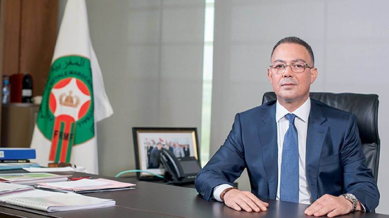 لقجع يهنئ فريق سبورتينغ البيضاء للكرة النسوية