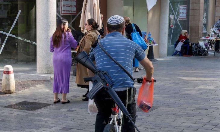 أمريكا ترجئ بيع بنادق إم- 16 لإسرائيل بسبب عنف المستوطنين