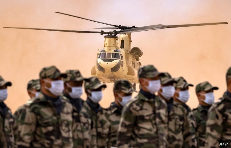 الجيش المغربي يرد على مروجي الاشاعات وينفي انشقاق ضباط من صفوفه
