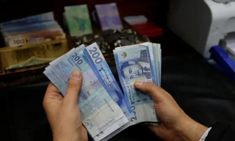 بالتفصيل.. هؤلاء هم المسؤولين و كبار الموظفين الذين صرحوا بممتلكاتهم