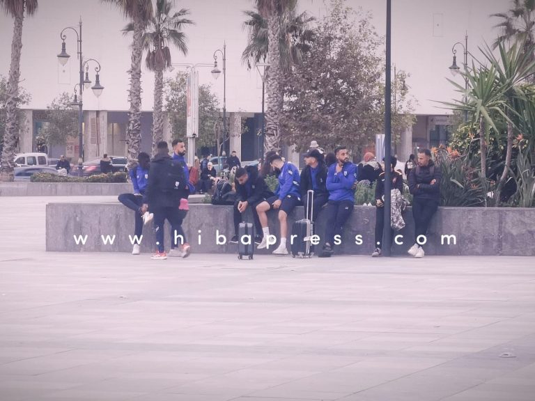 لاعبو اتحاد طنجة يرفضون السفر لملاقاة الفتح الرباطي بسبب"المستحقات العالقة"