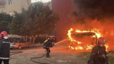 Photo of طنجة ..النيران تلتهم مقطورة شاحنة لنقل البضائع