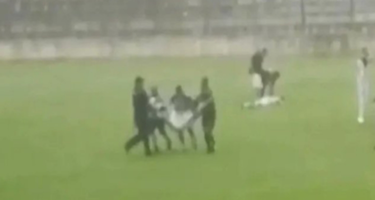 صاعقة رعدية تنهي حياة لاعب وتصيب 5 أثناء مباراة لكرة القدم بالبرازيل