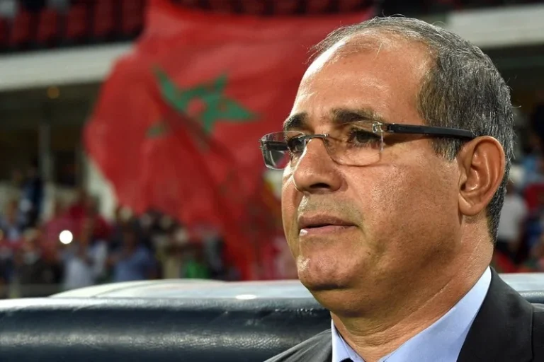 الزاكي يكشف حقيقة تكفل الجامعة براتبه مع منتخب النيجر