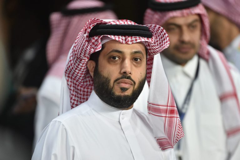 تركي آل الشيخ: "زوجتي هي الكل في الكل.. وأموالي كلها معها"