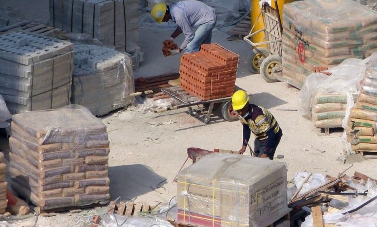 تزامنا و انطلاقة دعم السكن.. مبيعات الإسمنت ترتفع و تحقق أرقاما قياسية